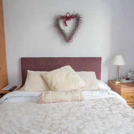 Shoulder Of Mutton Ξενοδοχείο *