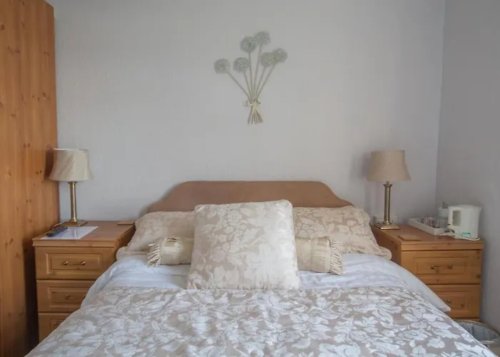 Shoulder Of Mutton Hotel *