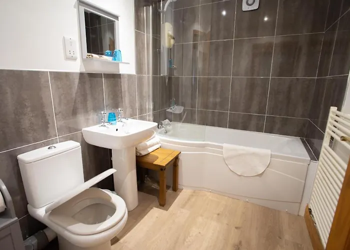 Shoulder Of Mutton Hotel *