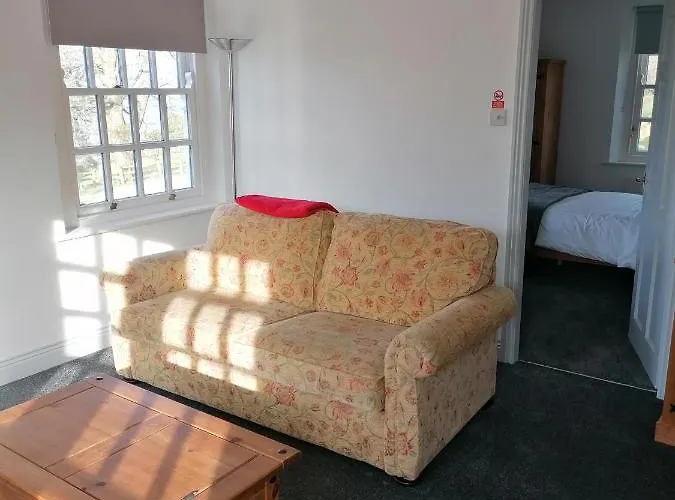 Hotel Shoulder Of Mutton *